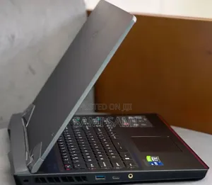 New Laptop MSI GP75 Leopard 32GB Intel Core I7 SSD 1T