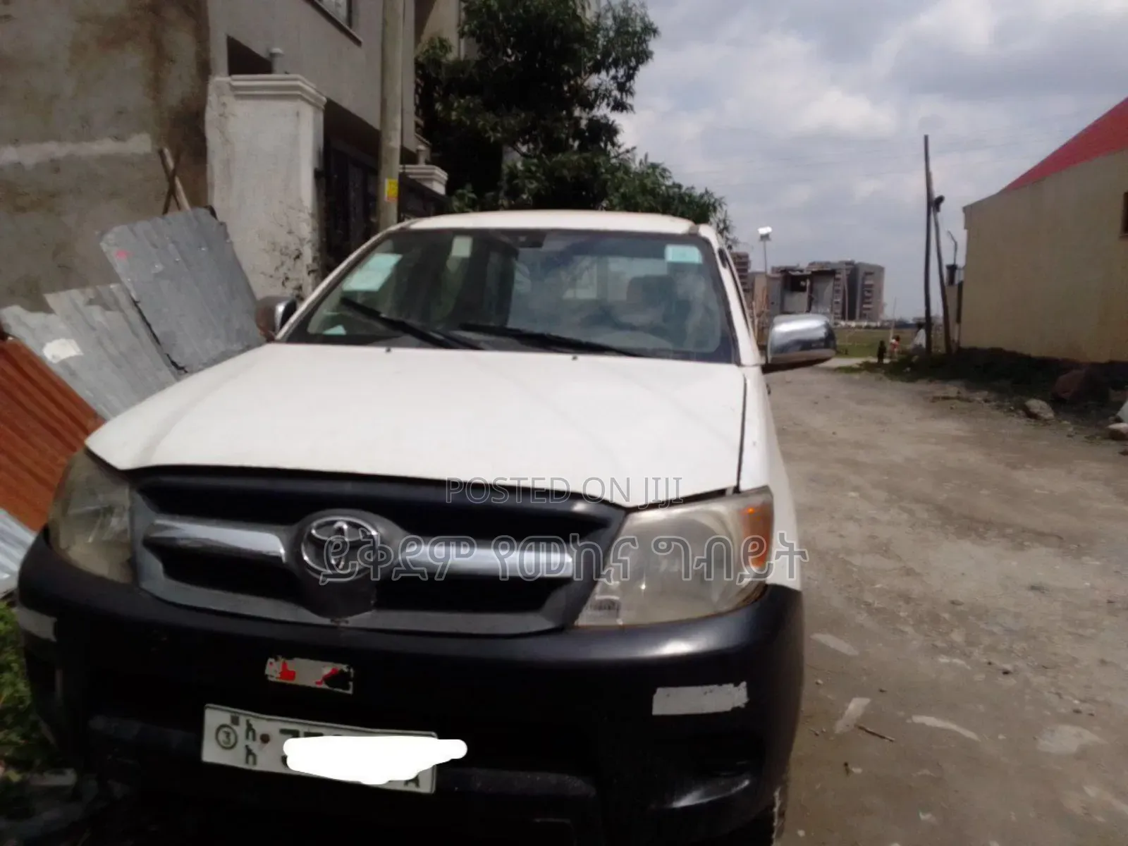 Toyota Hilux 2006 White
