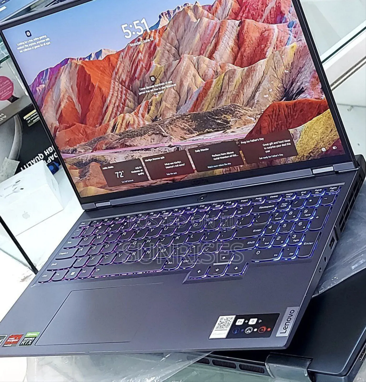 New Laptop Lenovo Legion 5 16GB AMD Ryzen 7 SSD 512GB