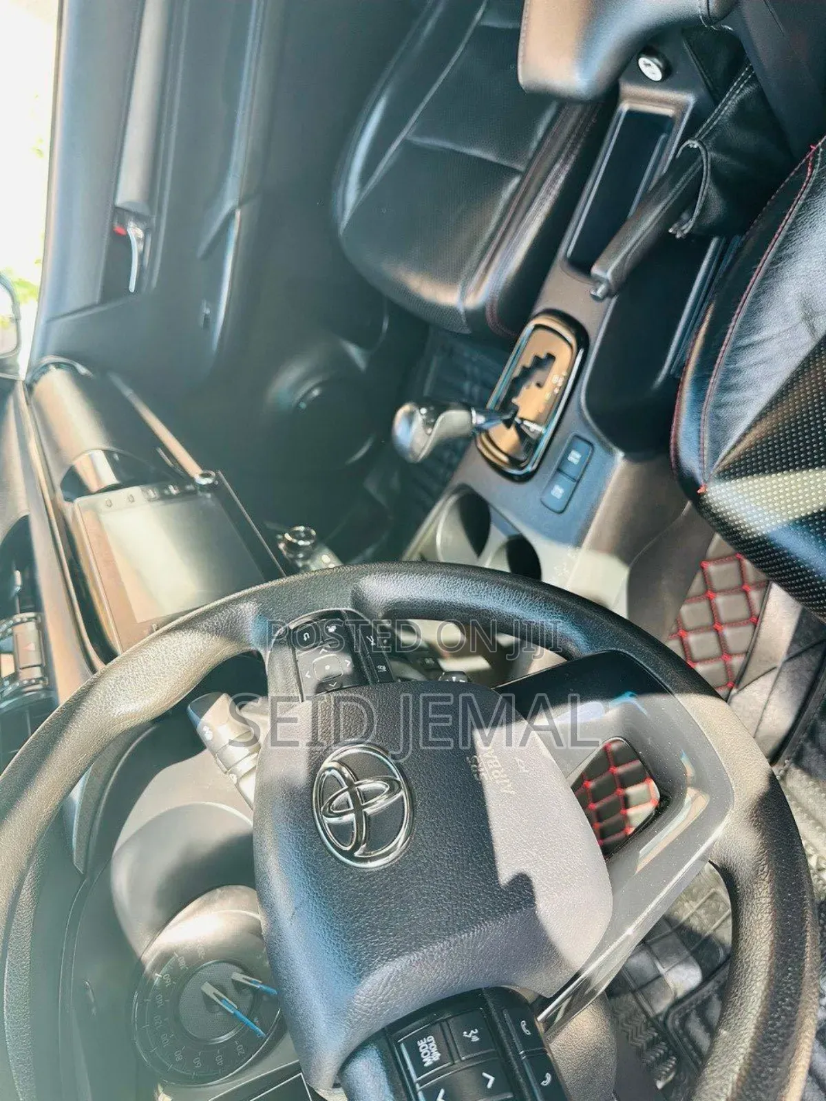 Toyota Hilux 2020 White