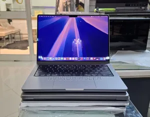 New Laptop Apple MacBook Pro M1 16GB Apple M1 Pro SSD 1T