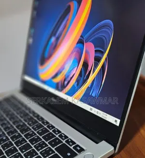 New Laptop Huawei Matebook D 15 8GB Intel Core I5 SSD 512GB