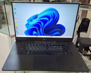 New Laptop Dell Precision 5540 16GB Intel Core I7 SSD 512GB