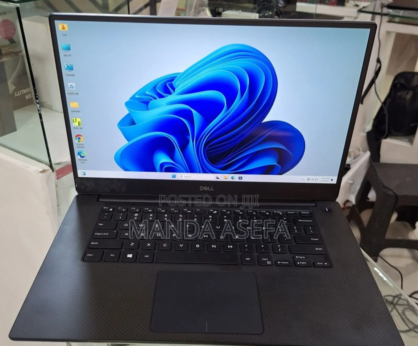 New Laptop Dell Precision 5540 16GB Intel Core I7 SSD 512GB