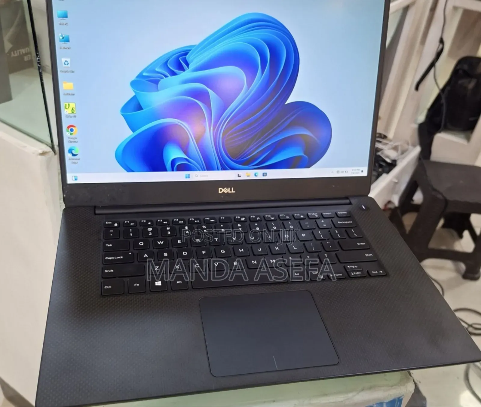New Laptop Dell Precision 5540 16GB Intel Core I7 SSD 512GB