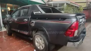 Toyota Hilux 2019 Beige