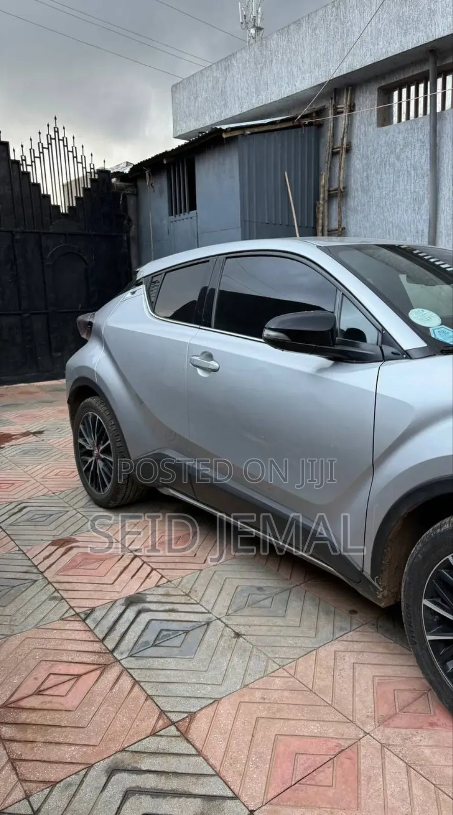 Toyota C-HR 2019 Silver