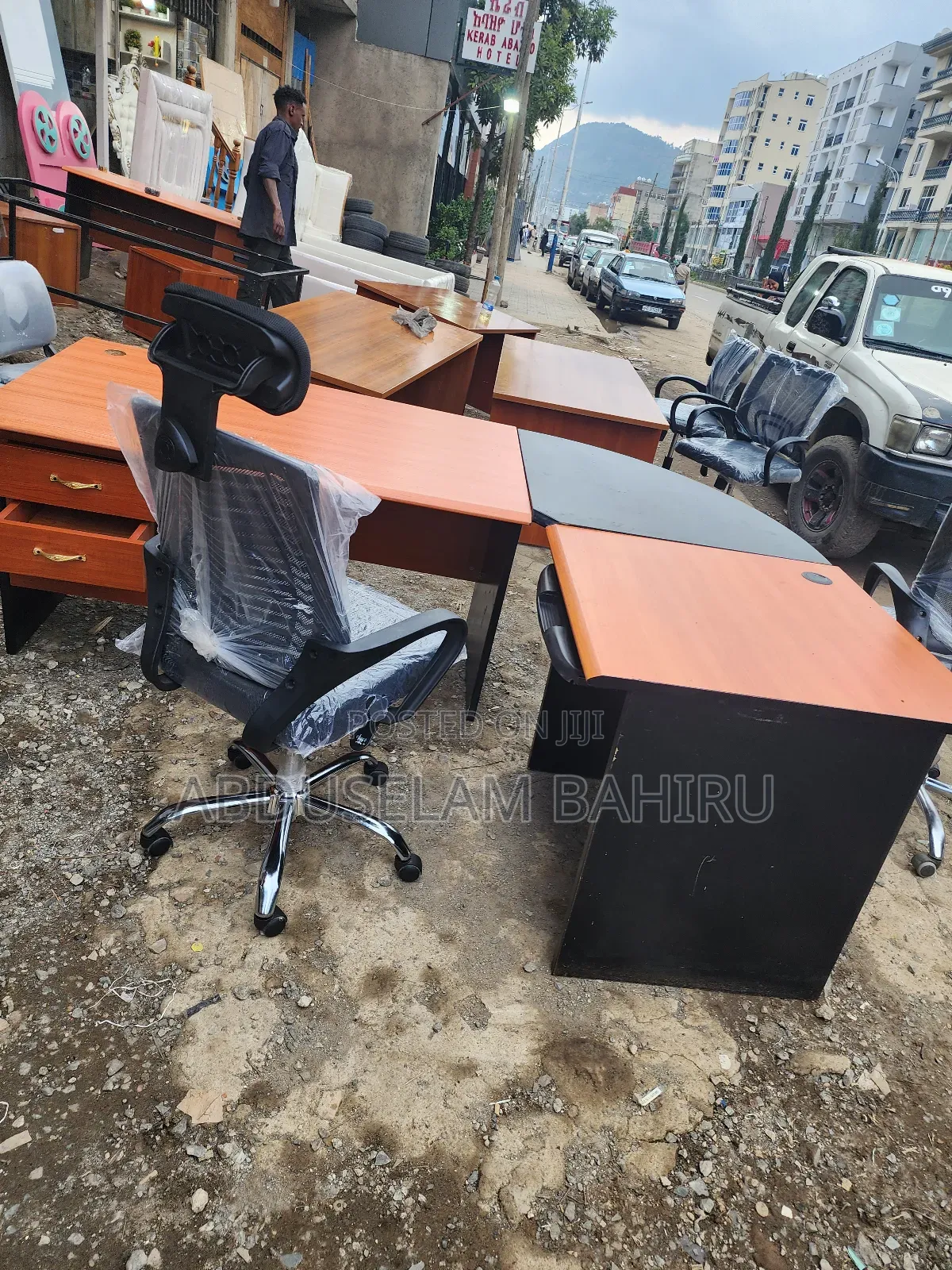 L Shape Office Table