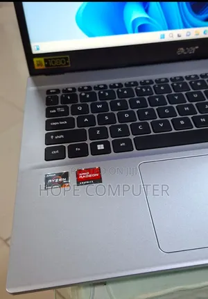 Photo - New Laptop Acer Aspire 3 16GB AMD Ryzen 7 SSD 1T