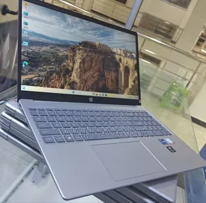 Photo - New Laptop HP Stream Notebook 16GB Intel Core I7 SSD 512GB