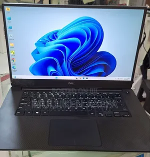 New Laptop Dell Precision 5540 16GB Intel Core I7 SSD 512GB