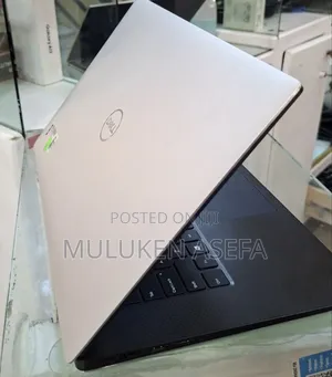 New Laptop Dell Precision 5540 16GB Intel Core I7 SSD 512GB