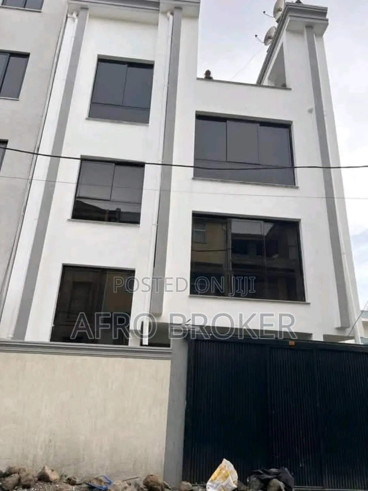 5bdrm House in Kality, Akaky Kaliti for sale