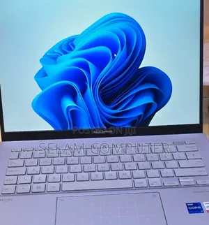 New Laptop Asus ZenBook UX21A 16GB Intel Core I7 SSD 1T