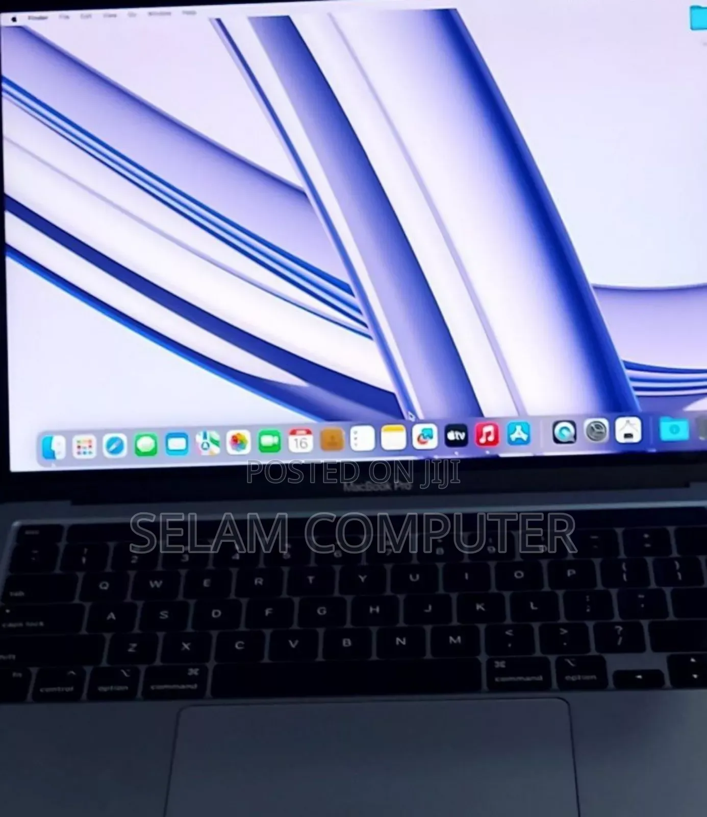 New Laptop Apple MacBook Pro 2022 M2 8GB Intel Core M2 SSD 256GB
