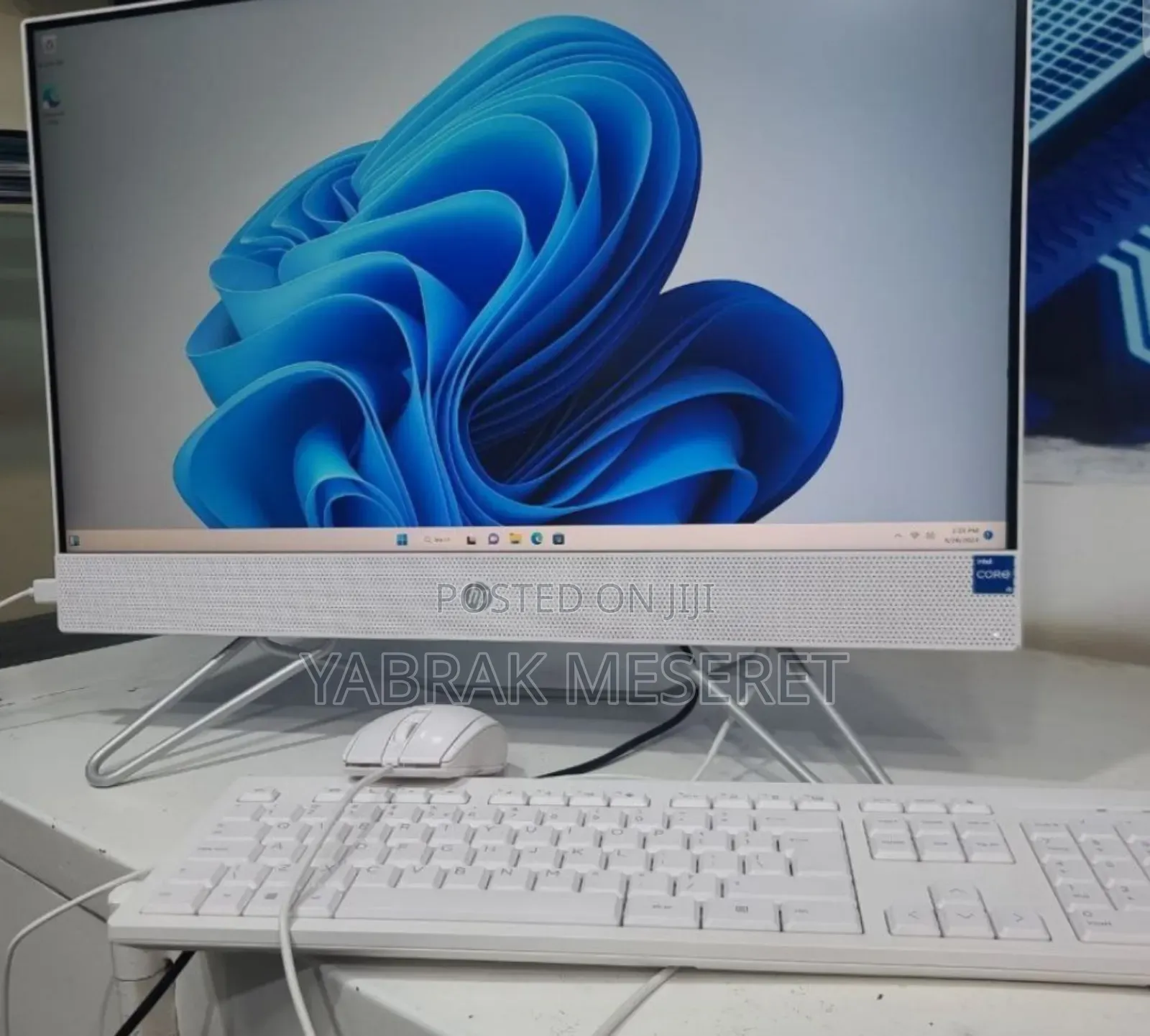 New HP 200 G4 22 All-in-One 8GB Intel Core I5 SSD 512GB