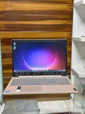 Photo - New Laptop Lenovo Ideapad 3 8GB Intel Core I3 SSD 256GB