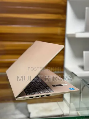 New Laptop Lenovo Ideapad 3 8GB Intel Core I3 SSD 256GB