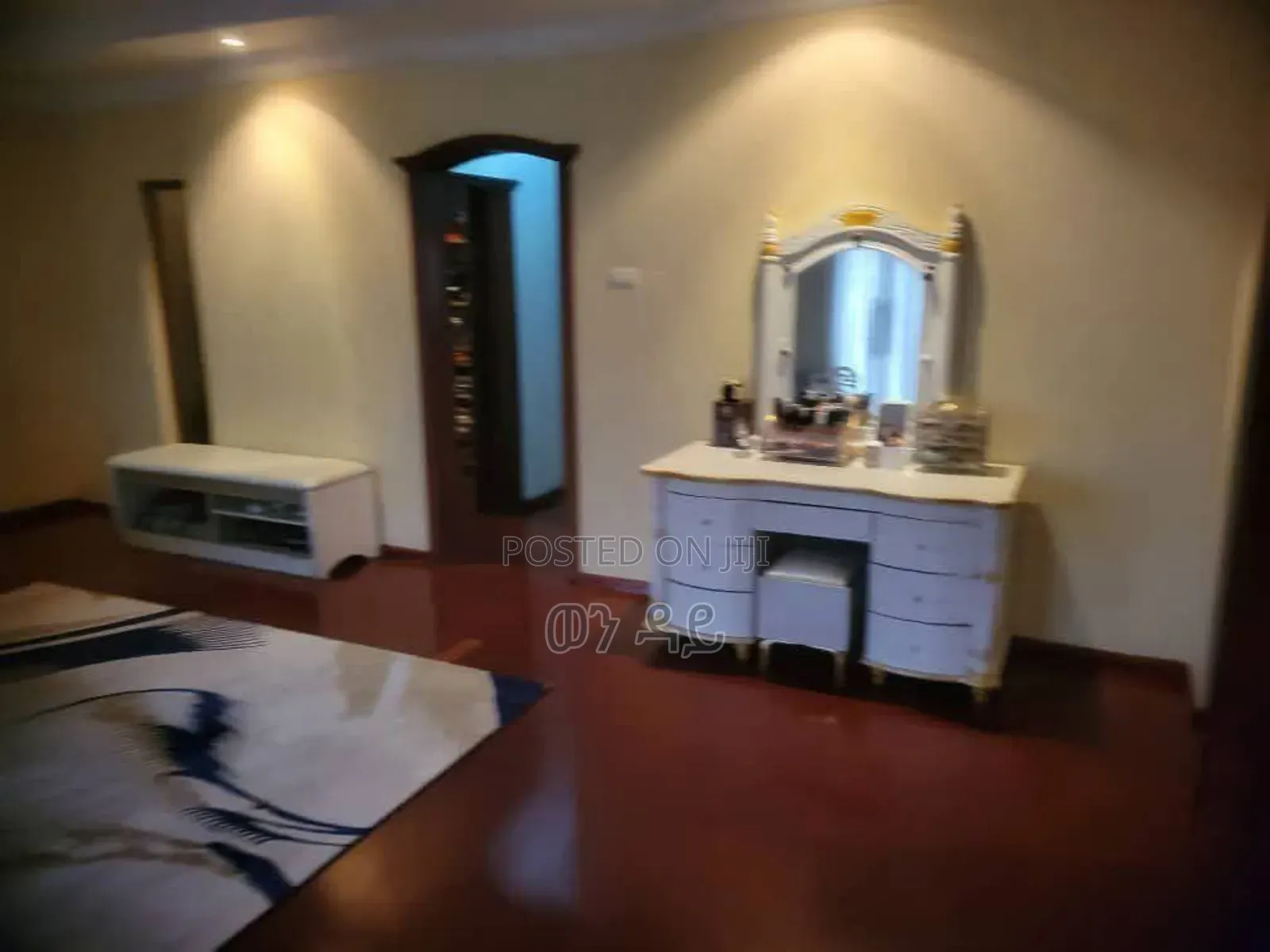 Furnished 9bdrm House in Bole for sale