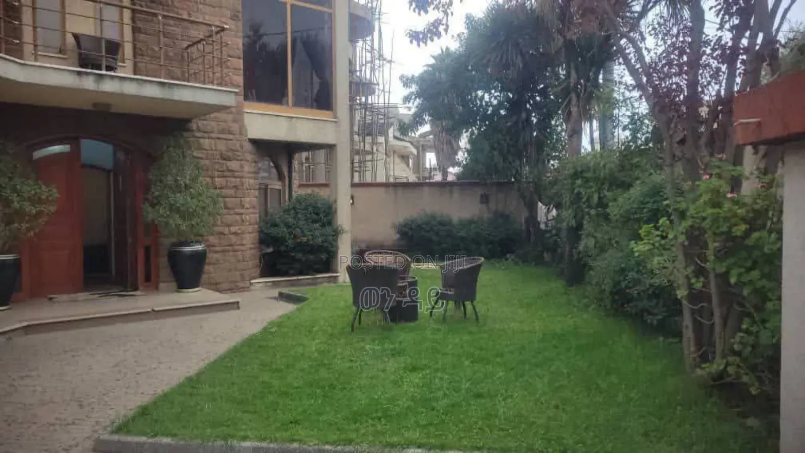 Furnished 9bdrm House in Bole for sale