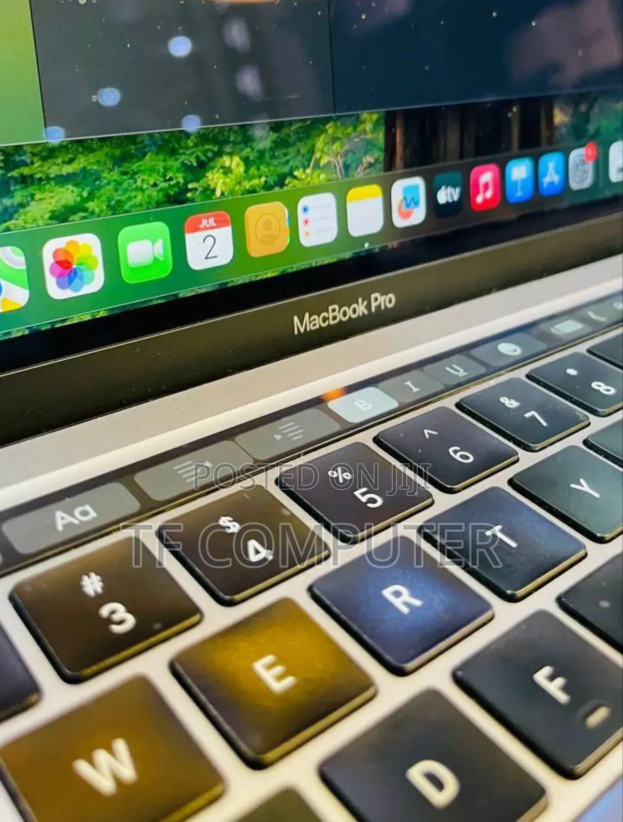 New Laptop Apple MacBook Pro M1 8GB Apple M1 Pro SSD 256GB