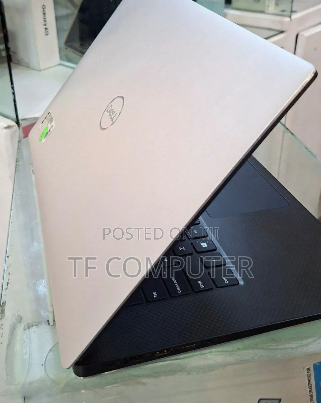 New Laptop Dell Precision 5540 16GB Intel Core I7 SSD 512GB