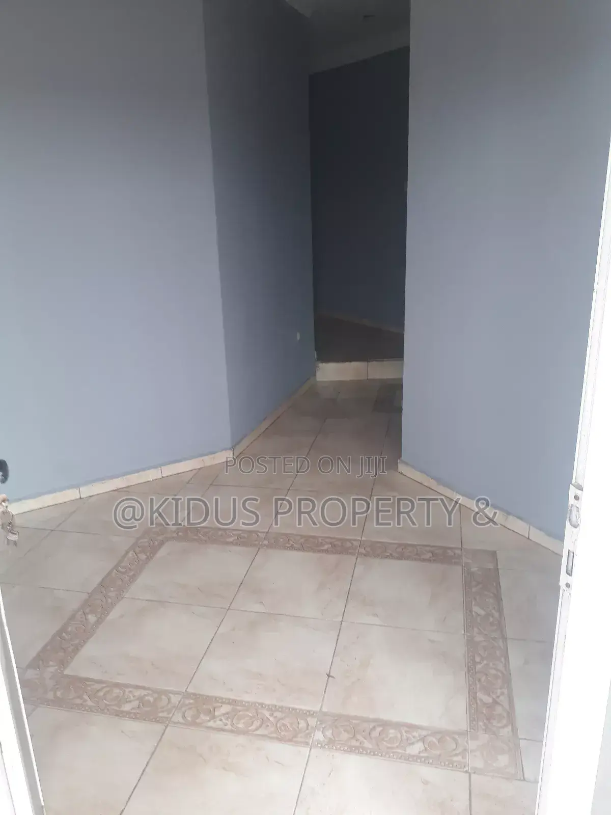 5bdrm Villa in Around Nasswe, Nifas Silk-Lafto for rent