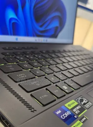 New Laptop Asus ROG Zephyrus G16 16GB Intel Core I9 SSD 1T