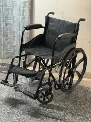 Wheelchair吃飯wheelchair在場wheelchair希望wheelchair坐落wheelchair