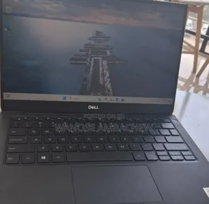 New Laptop Dell XPS 13 7390 8GB Intel Core I5 SSD 512GB