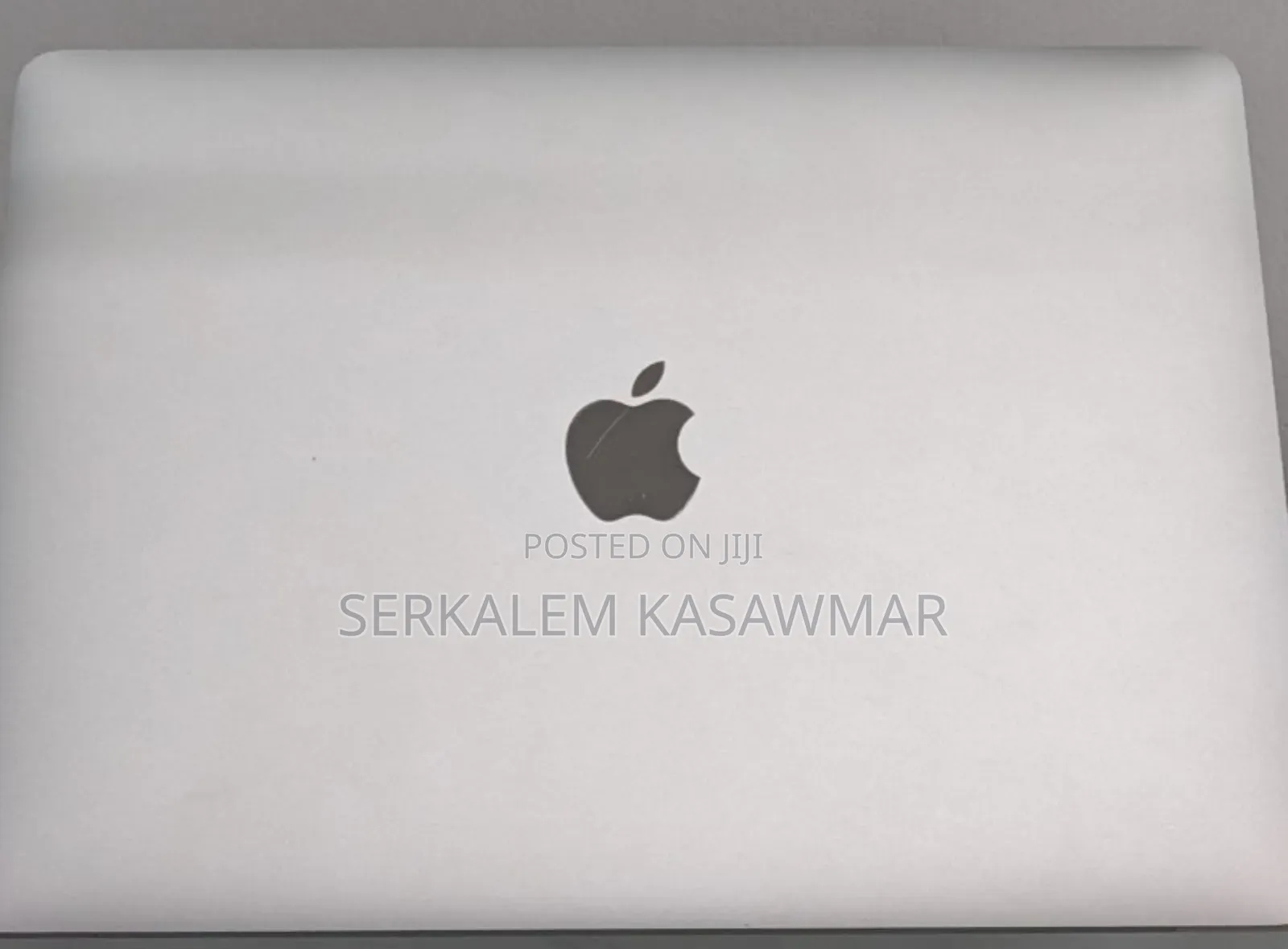 New Laptop Apple MacBook Pro 2017 8GB Intel Core I5 SSD 256GB