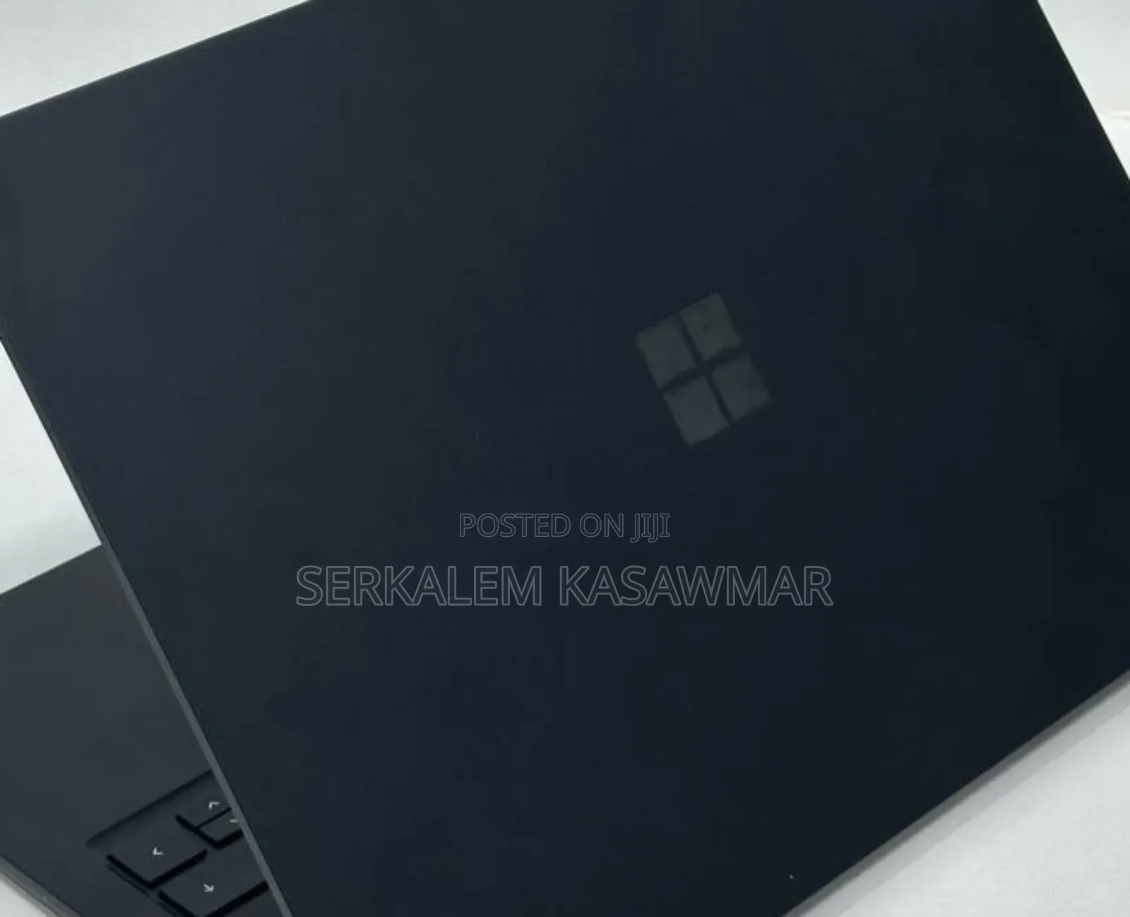 New Laptop Microsoft Surface 8GB Intel Core I5 SSD 256GB