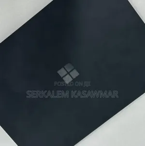 New Laptop Microsoft Surface 8GB Intel Core I5 SSD 256GB