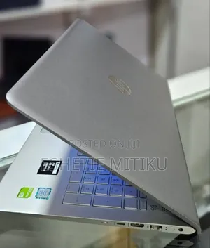 New Laptop HP 8GB Intel Core I5 SSD 1T