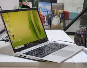 Photo - New Laptop HP EliteBook 840 G8 16GB Intel Core I7 SSD 512GB
