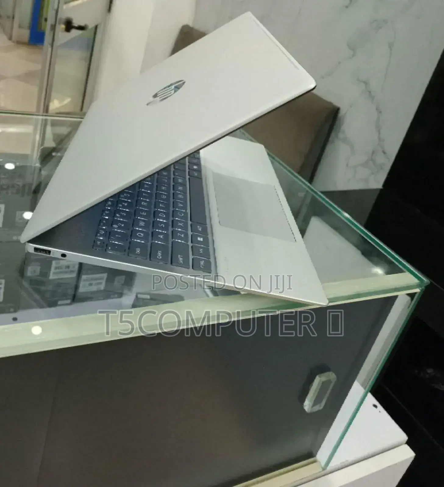 New HP Pavilion Gaming Laptop 15-Dk2xxx 16GB AMD Ryzen 7 SSD 512GB