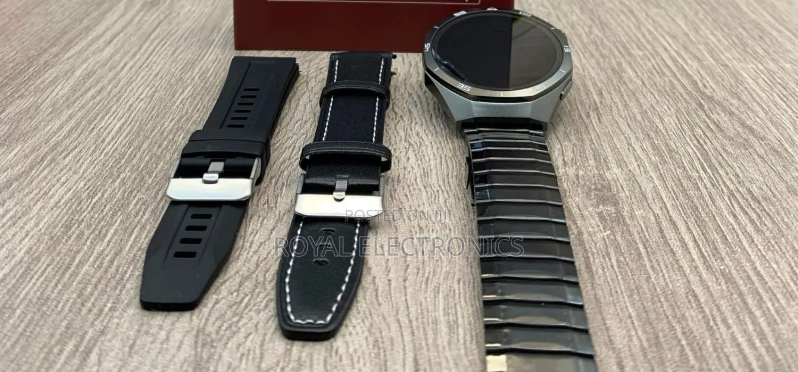 Original ጀርመን ብራንድ  High End Smart Watch ከ3 ማሰሪያ ጋር