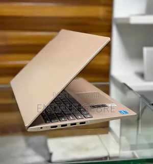 New Laptop Lenovo Ideapad 3 8GB Intel Core I3 SSD 256GB