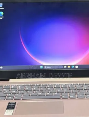 New Laptop Lenovo 8GB Intel Core I3 SSD 256GB