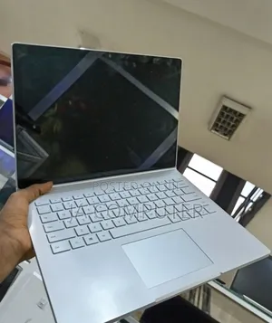 Photo - New Laptop Microsoft Surface Book 3 16GB Intel Core I7 SSD 256GB