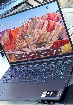 New Laptop Lenovo Legion 5 16GB AMD Ryzen 7 SSD 512GB