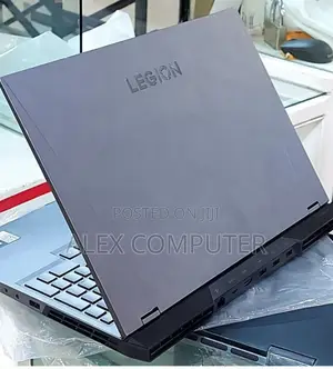 New Laptop Lenovo Legion 5 16GB AMD Ryzen 7 SSD 512GB
