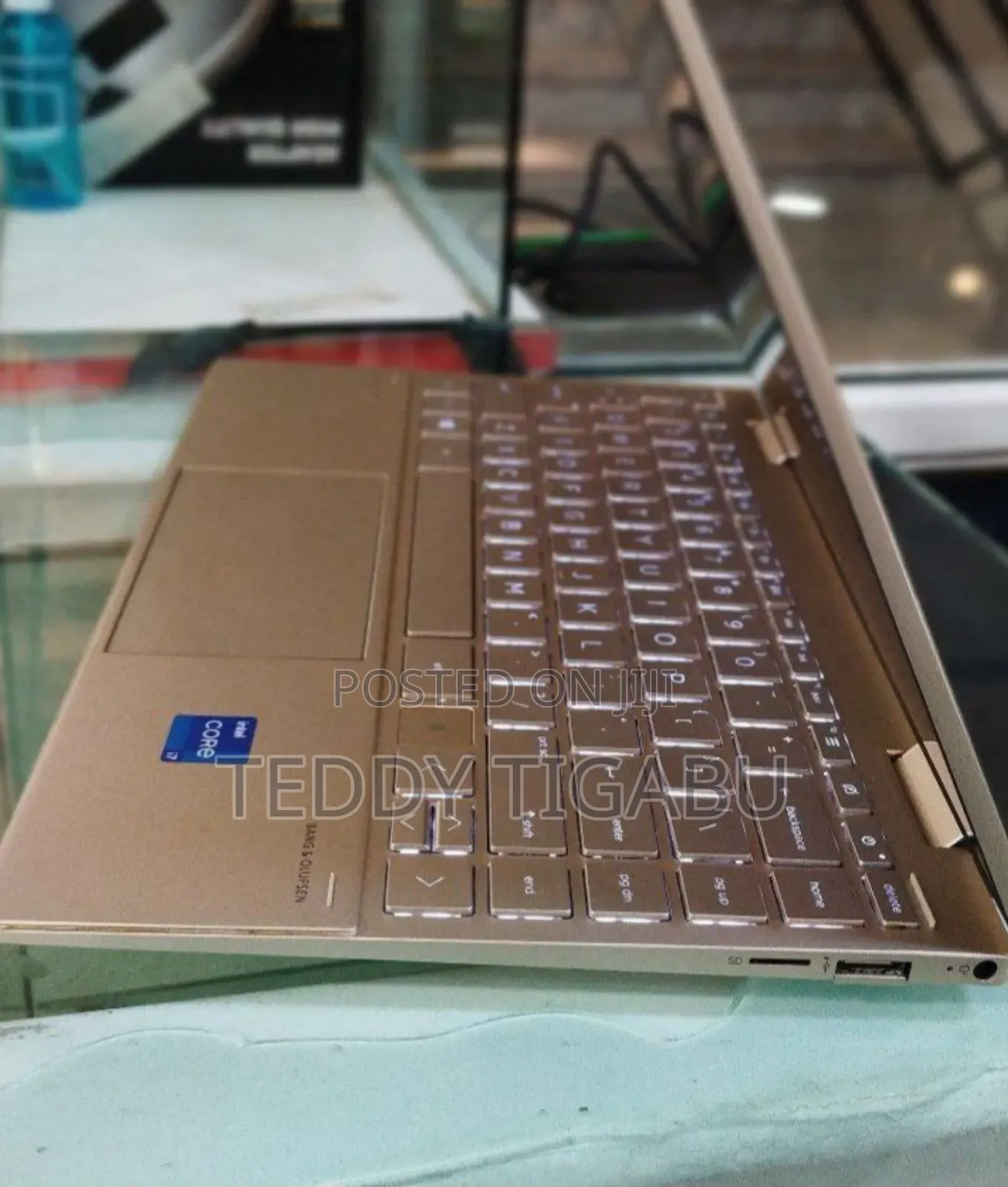 New Laptop HP Envy X360 8GB Intel Core I7 SSD 512GB