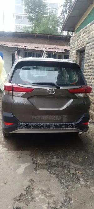 New Toyota Rush 2023 Gray