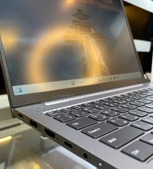 New Laptop Lenovo 24GB Intel Core Ultra 7 SSD 512GB