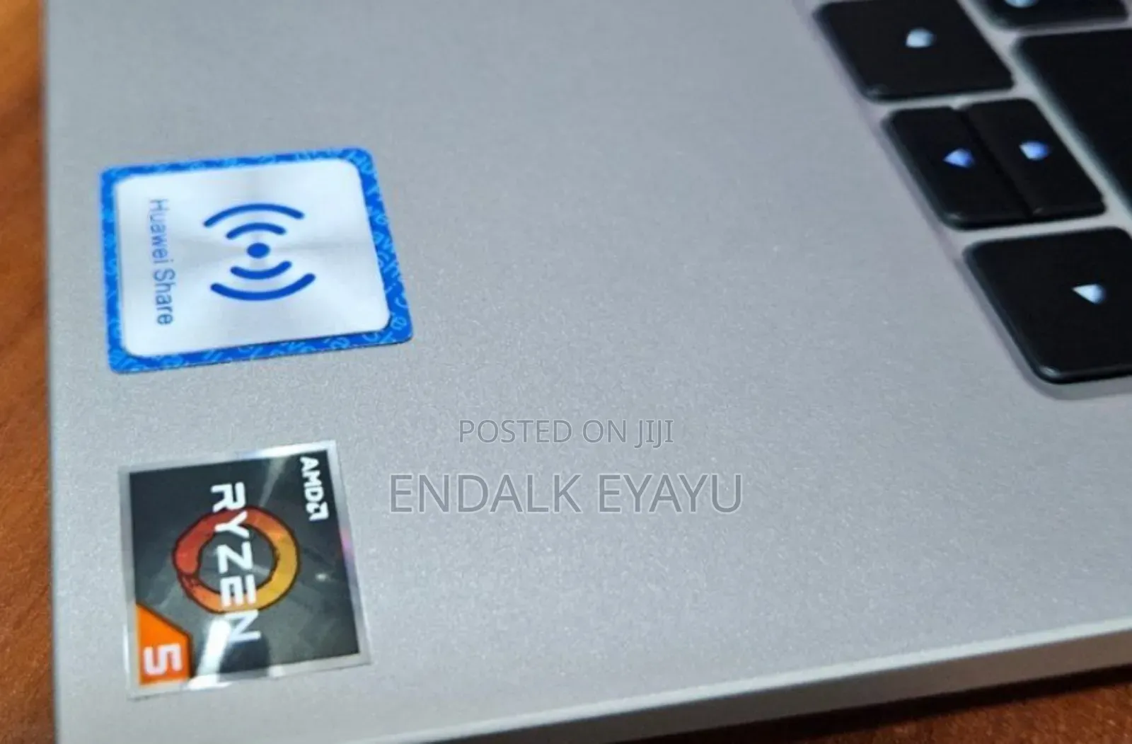 New Laptop Huawei MateBook HZ-W19 8GB Intel Core I5 SSD 512GB