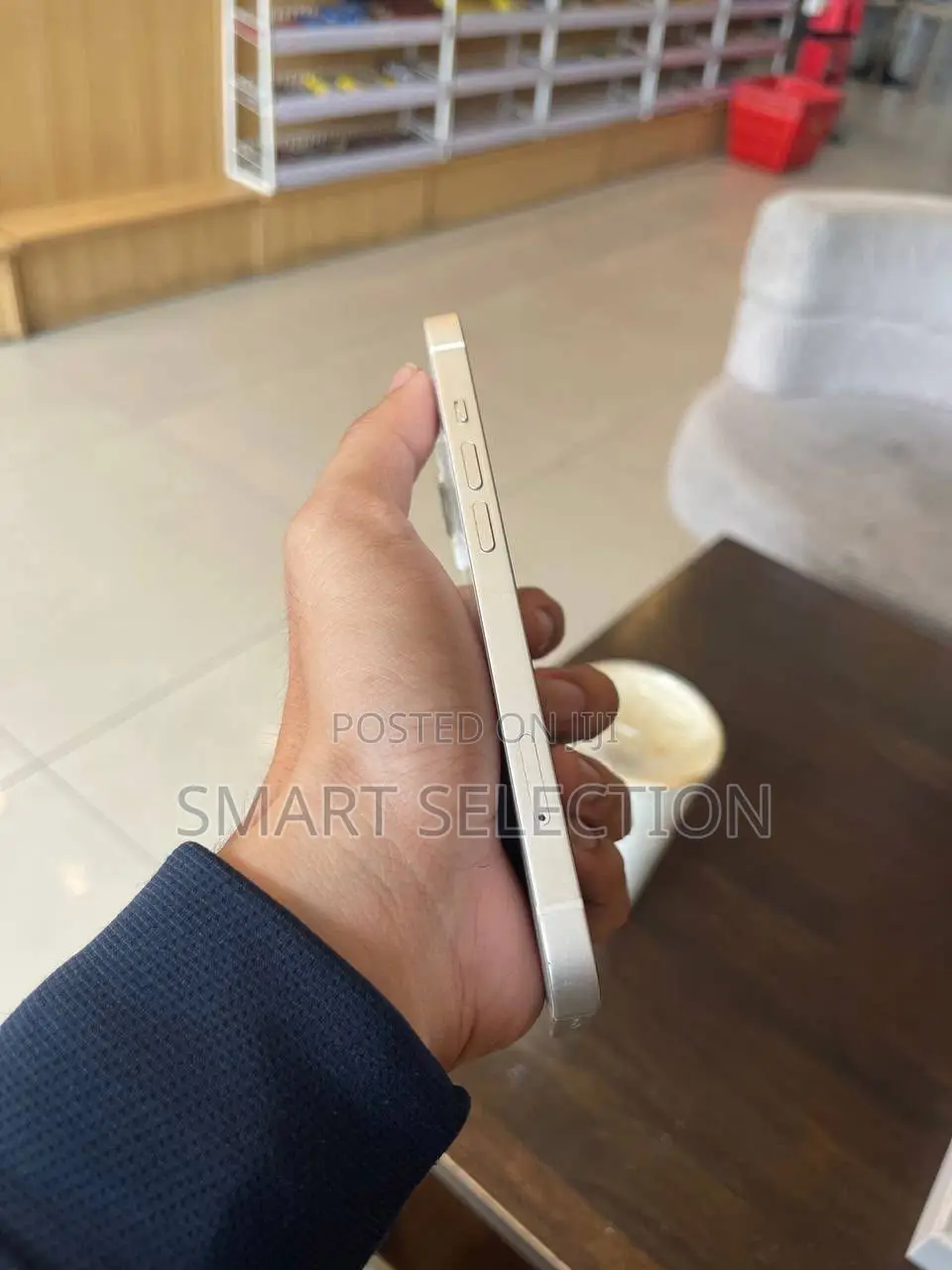 Apple iPhone 13 256 GB White