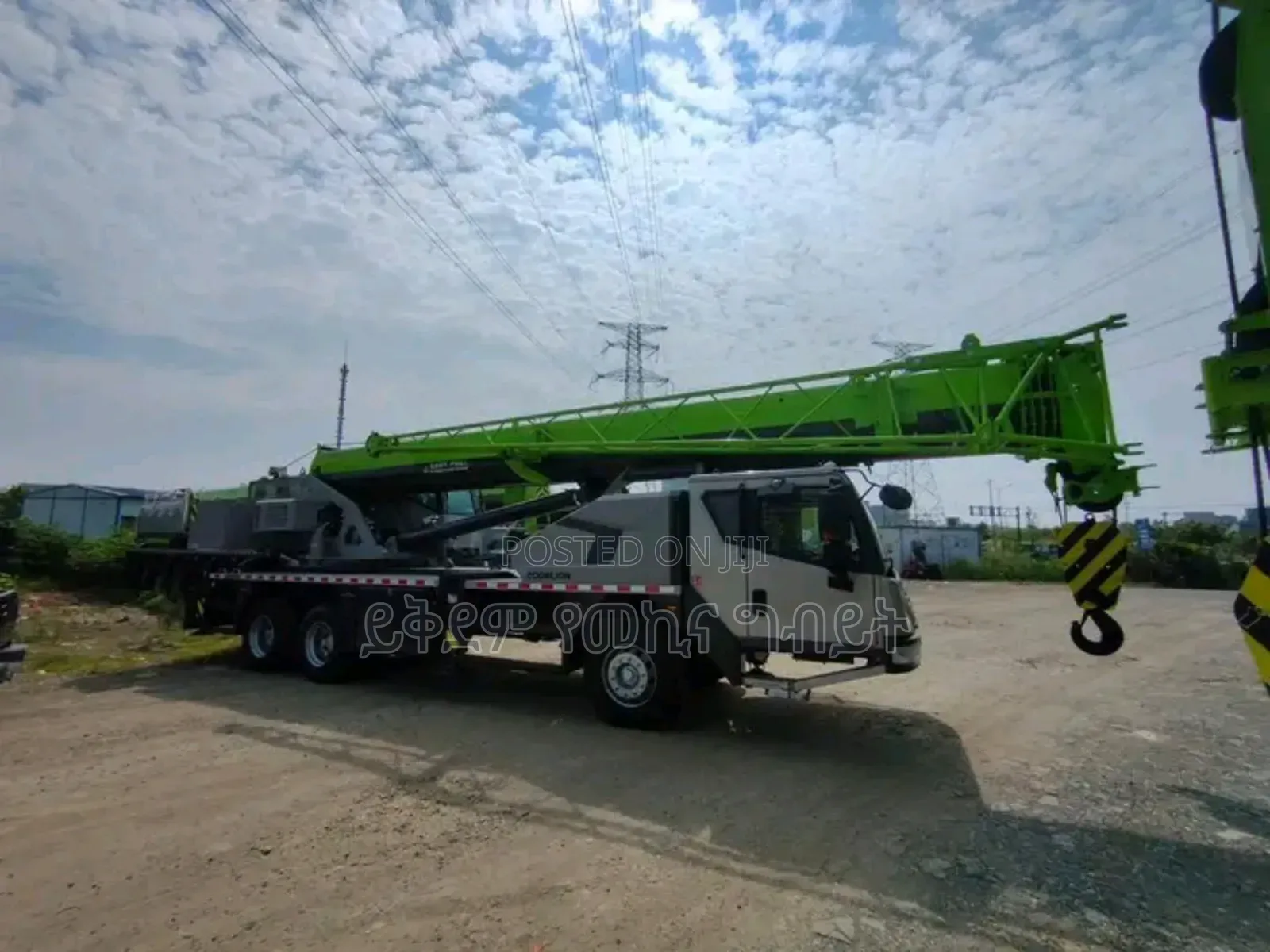 Zoom Lion Crane 30 Ton