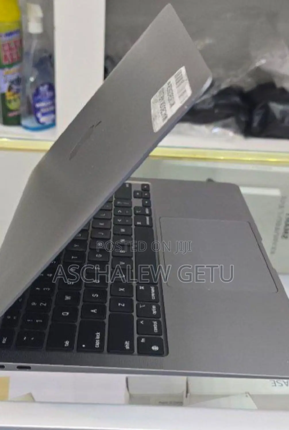 New Laptop Apple MacBook Air 2020 M1 8GB Apple M1 SSD 256GB