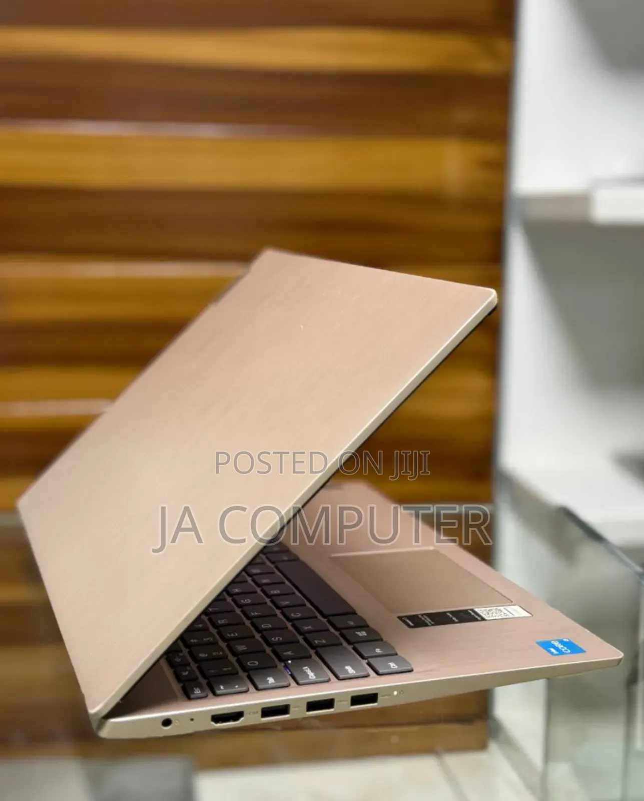 New Laptop Lenovo Ideapad 3 8GB Intel Core I3 SSD 256GB